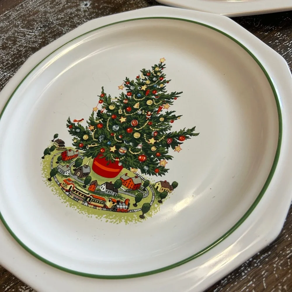 Vtg Pfaltzgraff Christmas Heritage Stoneware 10in Dinner Plates Set of 4 Tree